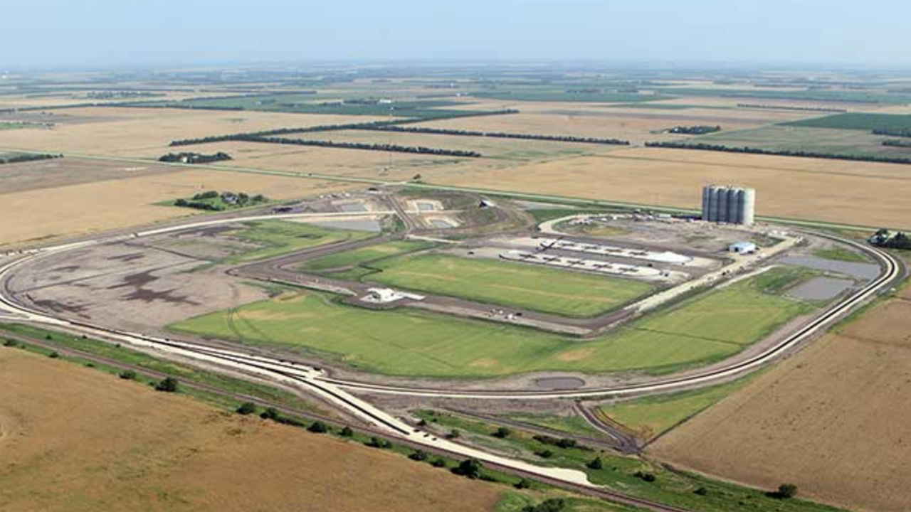 Agribusiness CHS and farm cooperative MKC operate high-speed shuttle loading facilities in Canton (pictured) and Milan, Kan. They plan to open a third near Sterling, Kan., next year.