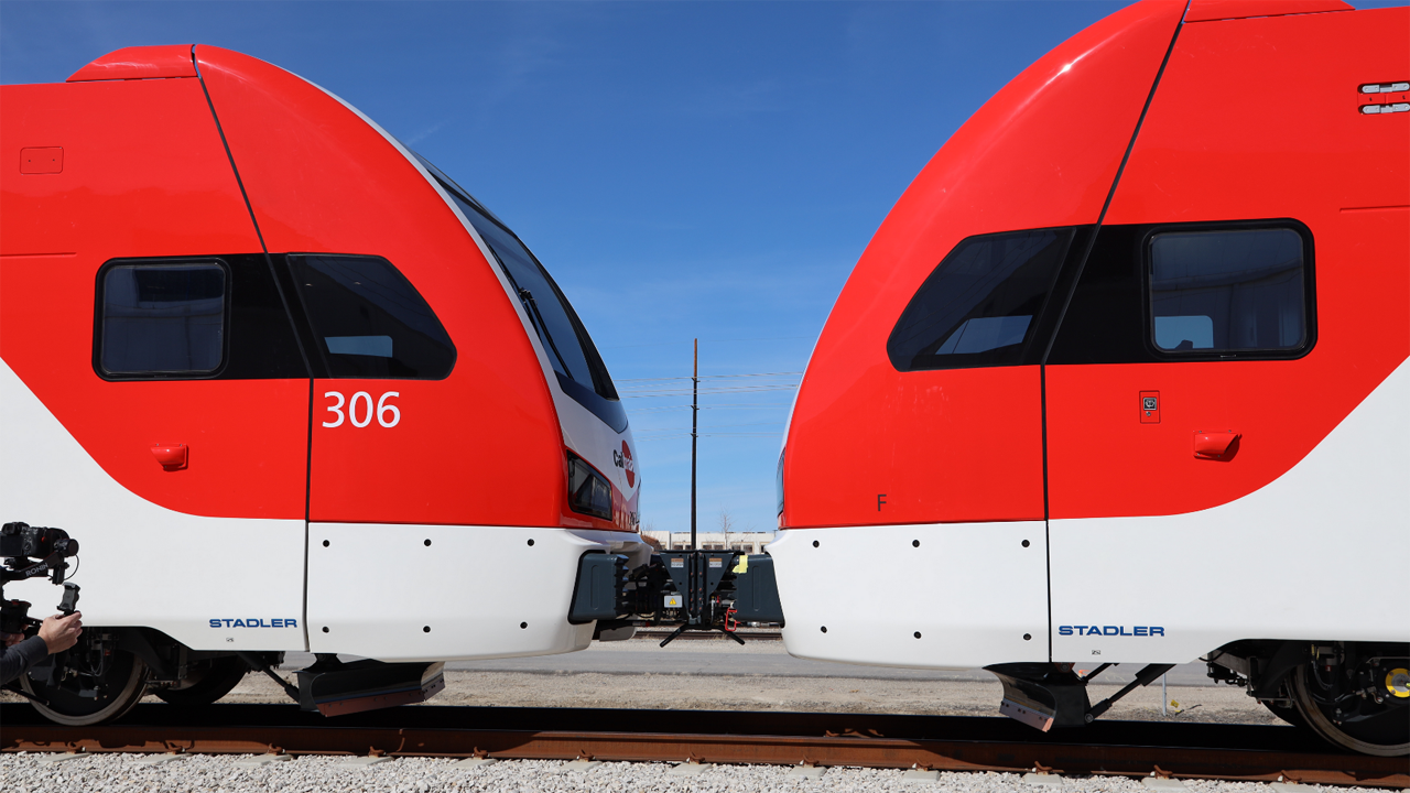 The first two of Caltrain’s Stadler-built KISS EMUs (electric multiple unit) are on their way to California.
