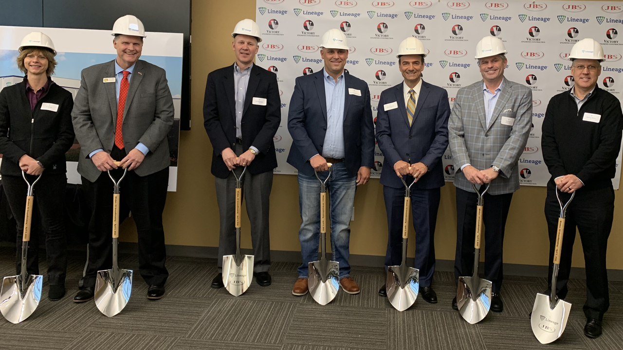 Lineage Logistics, JBS USA and OmniTRAX have teamed on a new cold-storage facility project in Windsor, Colo. OmniTRAX will be designing, building and operating “a custom intermodal rail solution” for the facility, which is slated to open in 2023. (Among the officials pictured is OmniTRAX CEO Dean Piacente, third from right.)