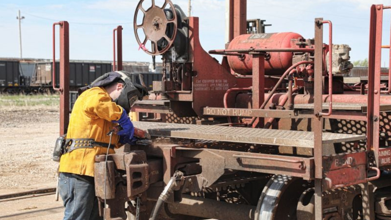 “The Andersons’ railcar repair network aligns perfectly with Cathcart Rail’s strategic goal of offering a broad array of rail services across a national footprint,” said Casey Cathcart, Chairman and CEO of Cathcart Rail, whose Belpre Industrial Parkersburg Railroad received a Short Line of the Year Honorable Mention from Railway Age in 2021.