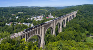 NS' Thoroughbred Sustainability Partner Awards offer a new annual opportunity to recognize customers and suppliers who are leaders in sustainability.