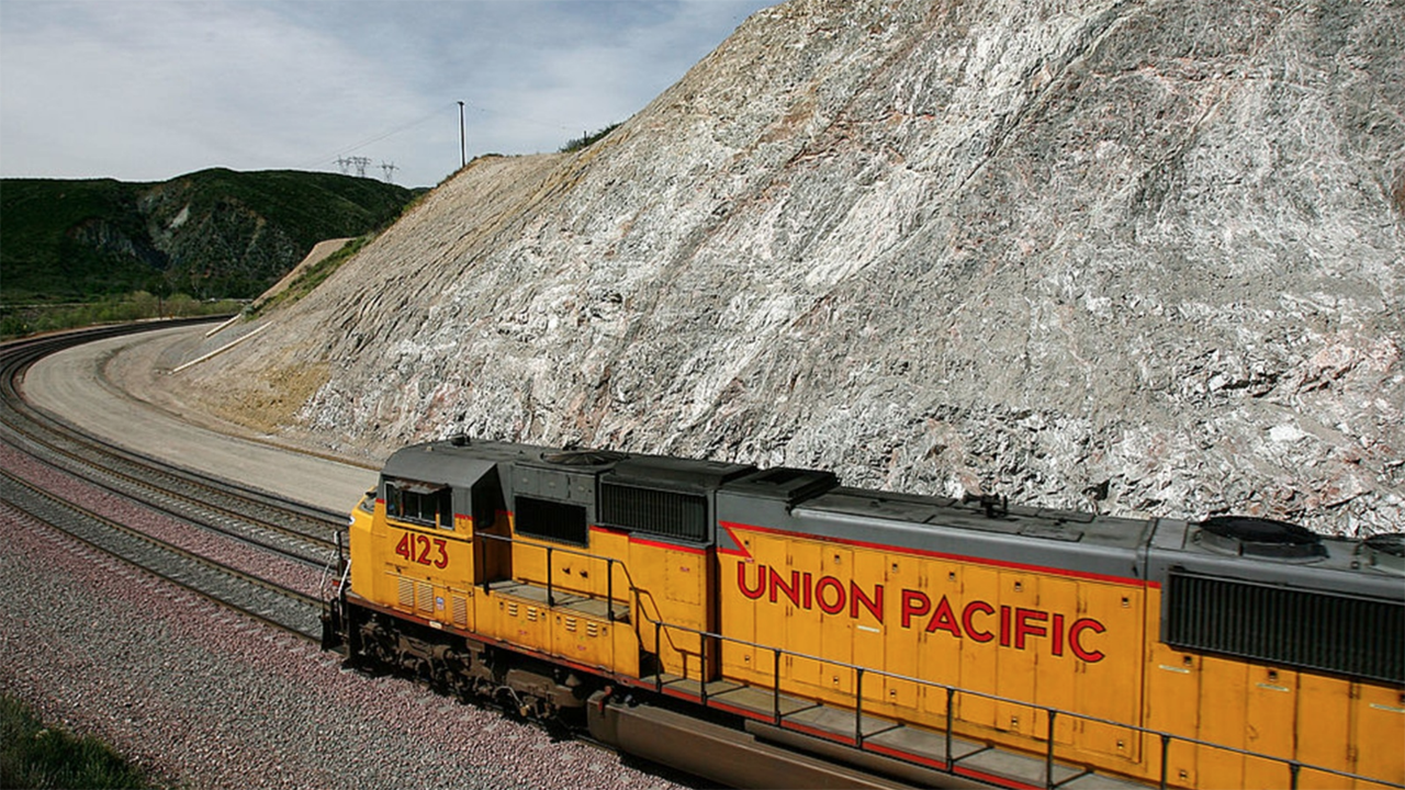 (Photograph Courtesy of Union Pacific and The Manufacturing Institute)
