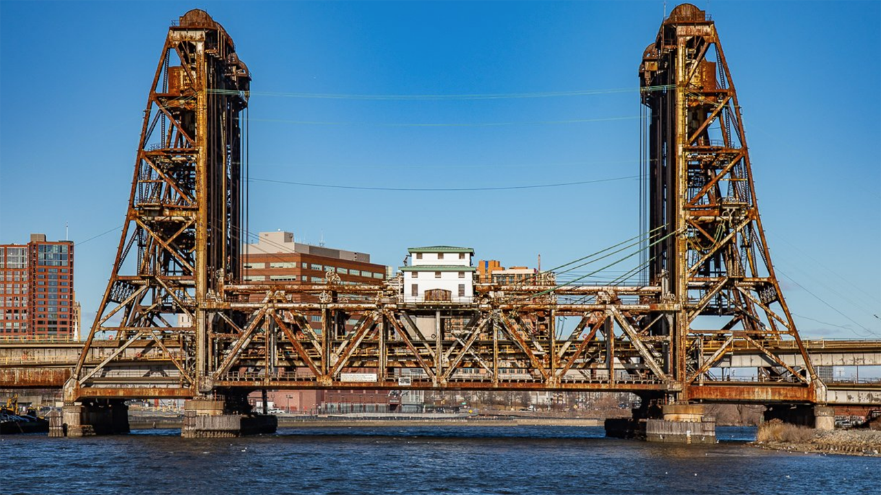 Amtrak does not have a centralized and automated repository to store its procurement contracts, and instead stores them in multiple locations, “affecting its ability to determine the total number of contracts, suppliers, and other contract information,” according to an Amtrak Office of Inspector General (OIG) report released Aug. 18. (Photograph Courtesy of Amtrak OIG, via Twitter)