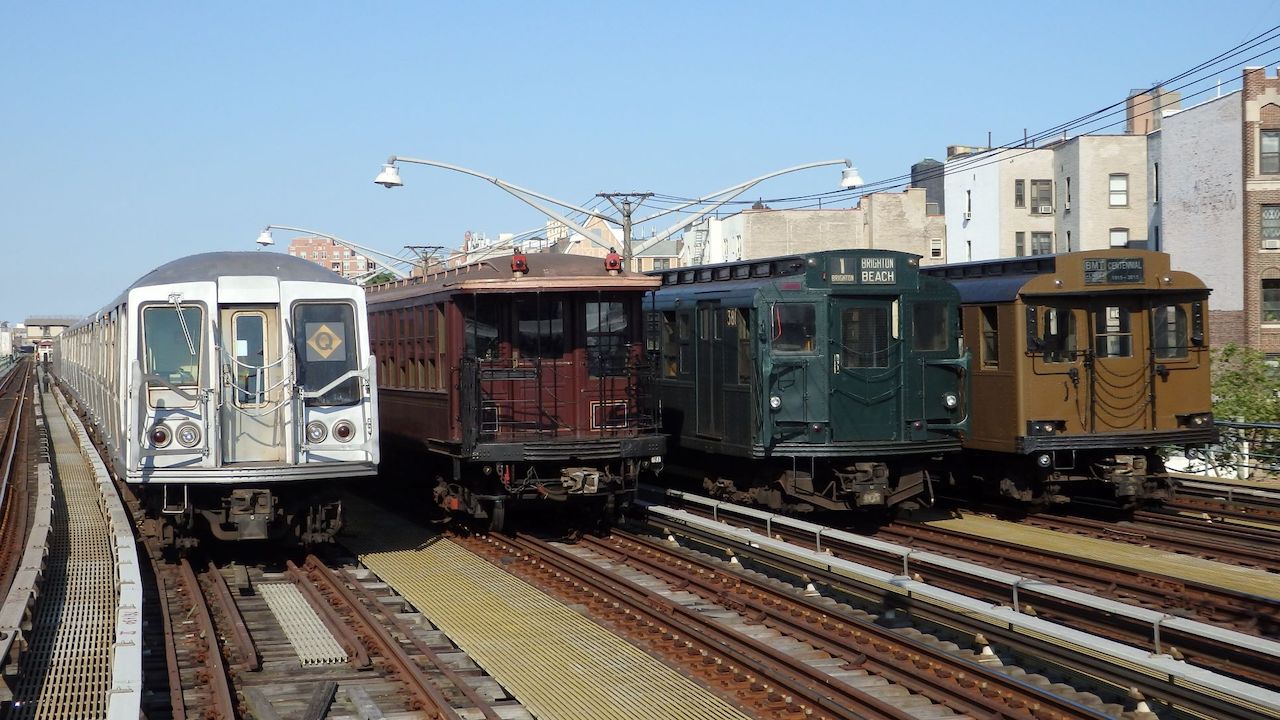 The New York Transit Museum's Parade of Trains 