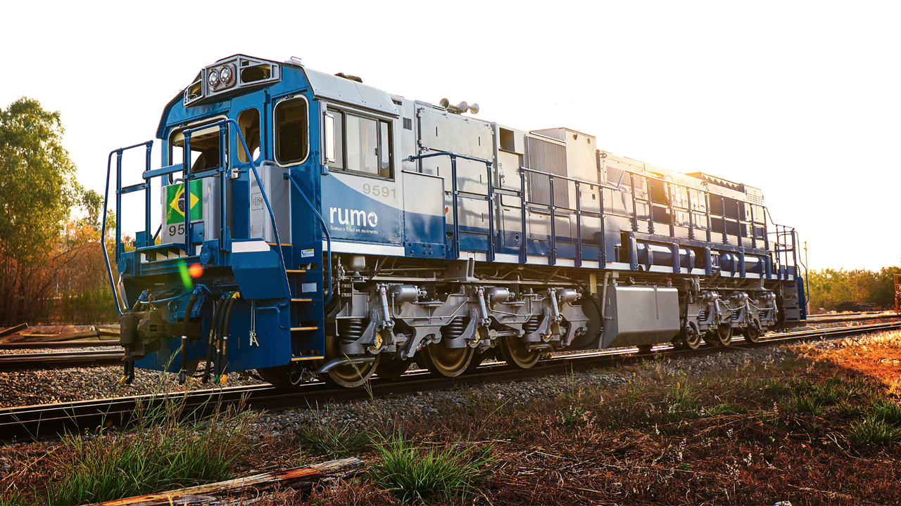 Progress Rail, a Caterpillar company, will provide two GT38H intermediate-power locomotives to Rumo in Brazil for regional freight service trials. (Photograph Courtesy of Progress Rail)