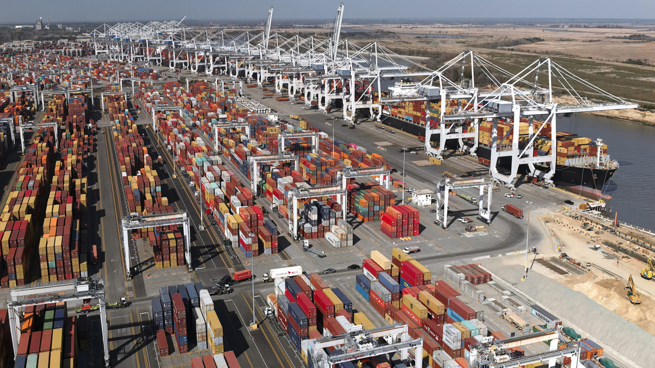 The Georgia Ports Authority has implemented the Navis N4 Container Terminal Operating System at the Garden City Terminal in the Port of Savannah. (Photograph Courtesy of GPA)