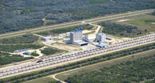 Watco's 222-acre Refugio Transload Terminal is served by BNSF Railway and UP.