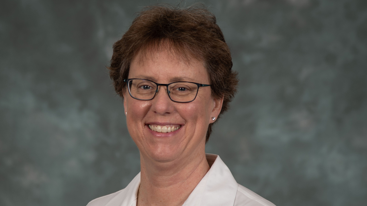 Cindy Sanborn will remain as NS EVP and COO through the end of 2022.