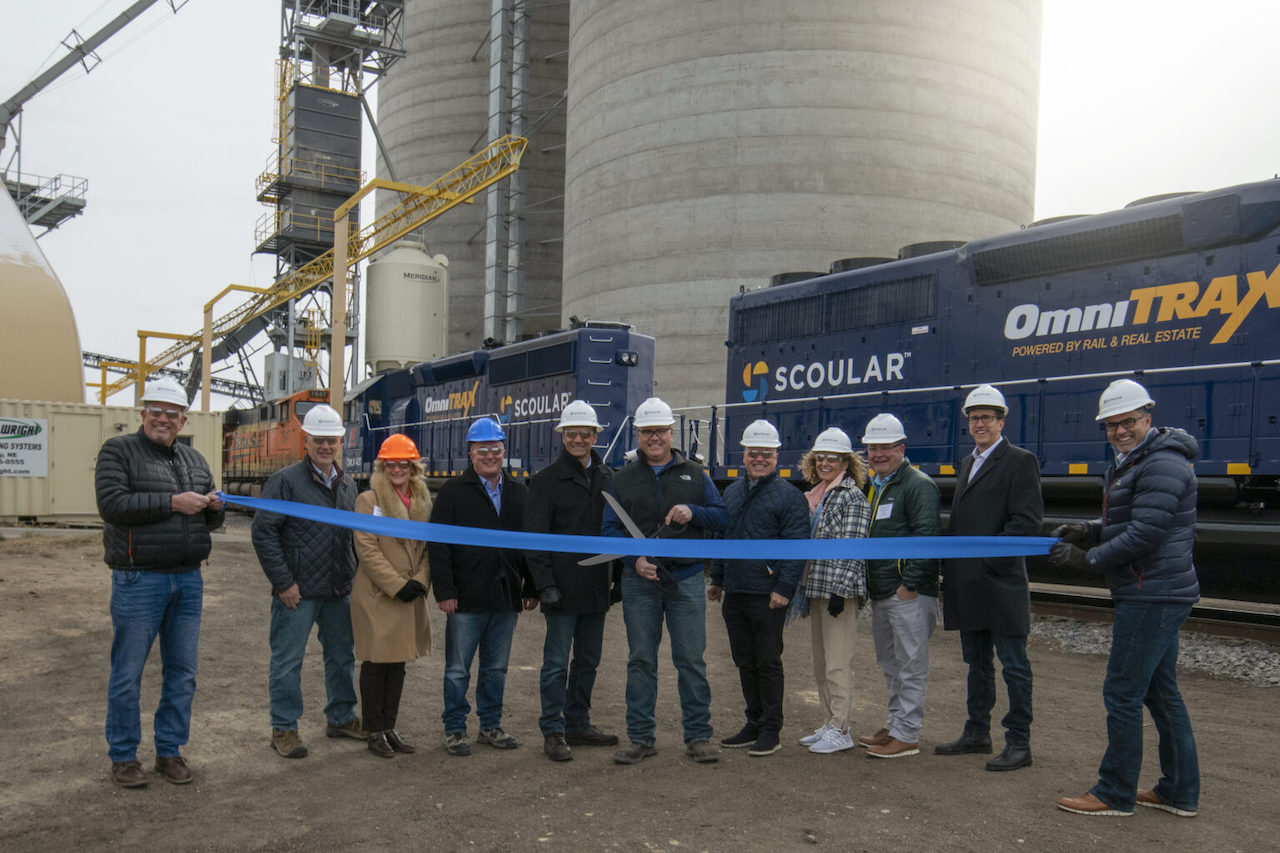 Scoular leaders, along with officials from BNSF and OmniTRAX, celebrated the completion of the new Grainton facility on Nov. 17.