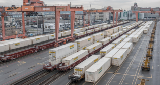 (Photograph Courtesy of BNSF, via Twitter)