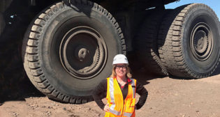 Women EnRoute Chair Brooke Owens.