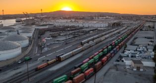 The Port of Long Beach has extended HDR's contract to create the final design for the $1.567 billion Pier B On-Dock Rail Support Facility through 2027.