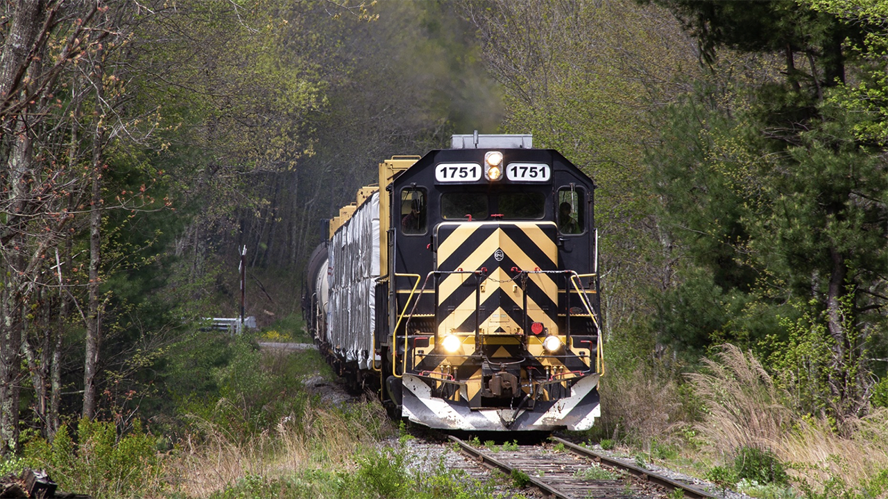 Grafton & Upton Railroad Company in Upton, Mass., received one of MassDOT’s Industrial Rail Access Program grants in 2022. (Grafton & Upton Photograph)