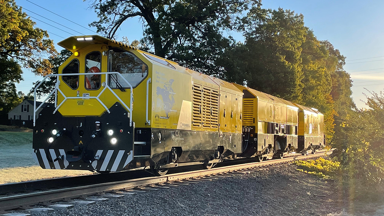 Plasser American ROMILL URBAN 3 E3 hybrid rail milling machine. (Plasser American Photograph)