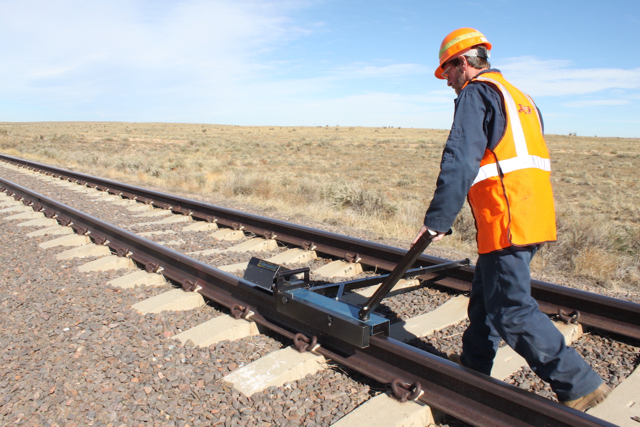 MPL worked with researchers at Kansas State University to study a wide range of commercially available biopolymer and vegetable oil lubricants. (MPL Innovations, Inc.)