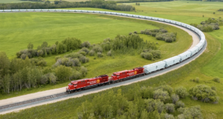 “As we look toward the upcoming 2023-2024 crop year, CPKC is once again well prepared to move Canada’s grain crop to market, just as we have throughout our 142-year history,” said Keith Creel, CPKC President and CEO. “We have the capacity and the team to deliver for our grain customers and the Canadian economy during the upcoming crop year.” (CPKC Photograph)