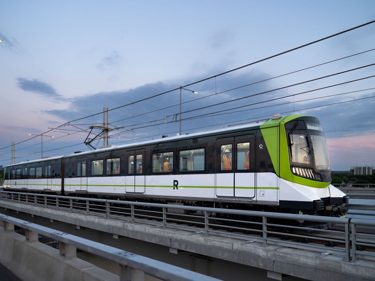 First trip across the Samuel-De Champlain Bridge | July 2022. Photo ©Thierry Du Bois