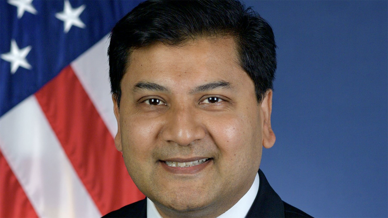 The “first-of-its-kind” National University Rail Center of Excellence “exemplifies our ongoing commitment to building a safer, more efficient and sustainable rail network for the benefit of all Americans,” FRA Administrator Amit Bose said Sept. 29.