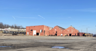 Using the 5S methodology, the team at Norfolk Southern’s (NS) Juniata Locomotive Shop in Altoona, Pa., began to analyze and catalogue the 70-acre facility. (NS Photograph)