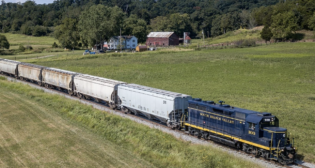 “OmniTRAX brings strong market knowledge, a national network of partners, and a best-in-class safety record,” West Virginia Division of Multimodal Transportation Facilities Commissioner Cindy Butler said. “After careful consideration, it became clear that OmniTRAX is the ideal logistics partner to grow the SBVR.” (OmniTRAX Photograph)