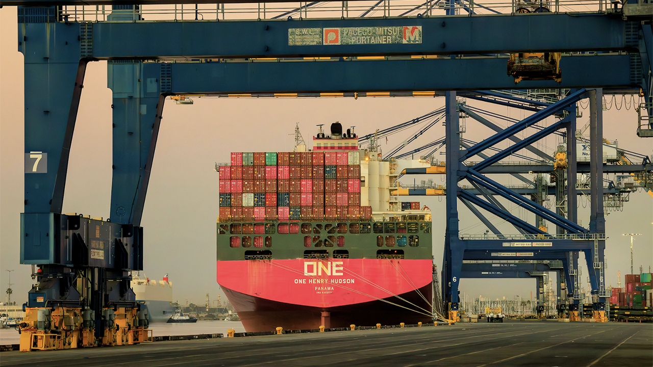 (Photograph Courtesy of the Port of Los Angeles)