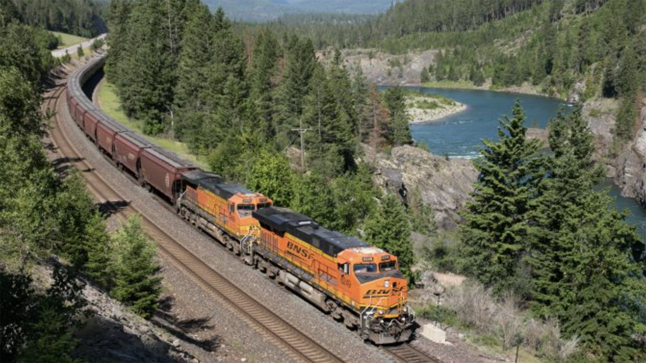 (Photograph Courtesy of BNSF)