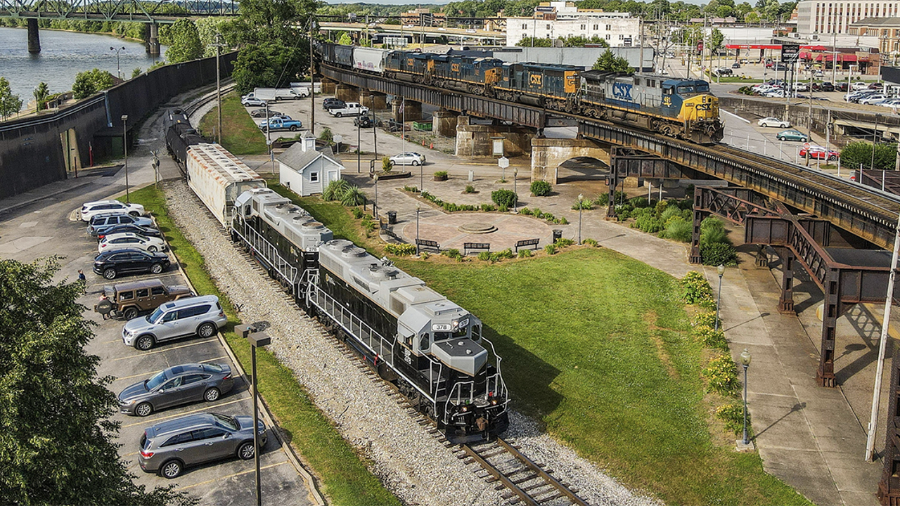 Cathcart, which operates Belpre Industrial Parkersburg Railroad (pictured), is investing more than $10 million to expand its Kansas City, Mo., railcar repair facility. Belpre Industrial Parkersburg Railroad was a Railway Age 2021 Short Line of the Year Honorable Mention. (Photograph Courtesy of Belpre Industrial Parkersburg Railroad)