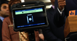 New York MTA Chair and CEO Janno Lieber joined New York City Mayor Eric Adams and NYPD Commissioner Edward Caban at Fulton Transit Center on March 28 to announce a pilot program of weapon detectors, manufactured by Evolv, that can be deployed at subway entrances. (Marc A. Hermann / MTA)