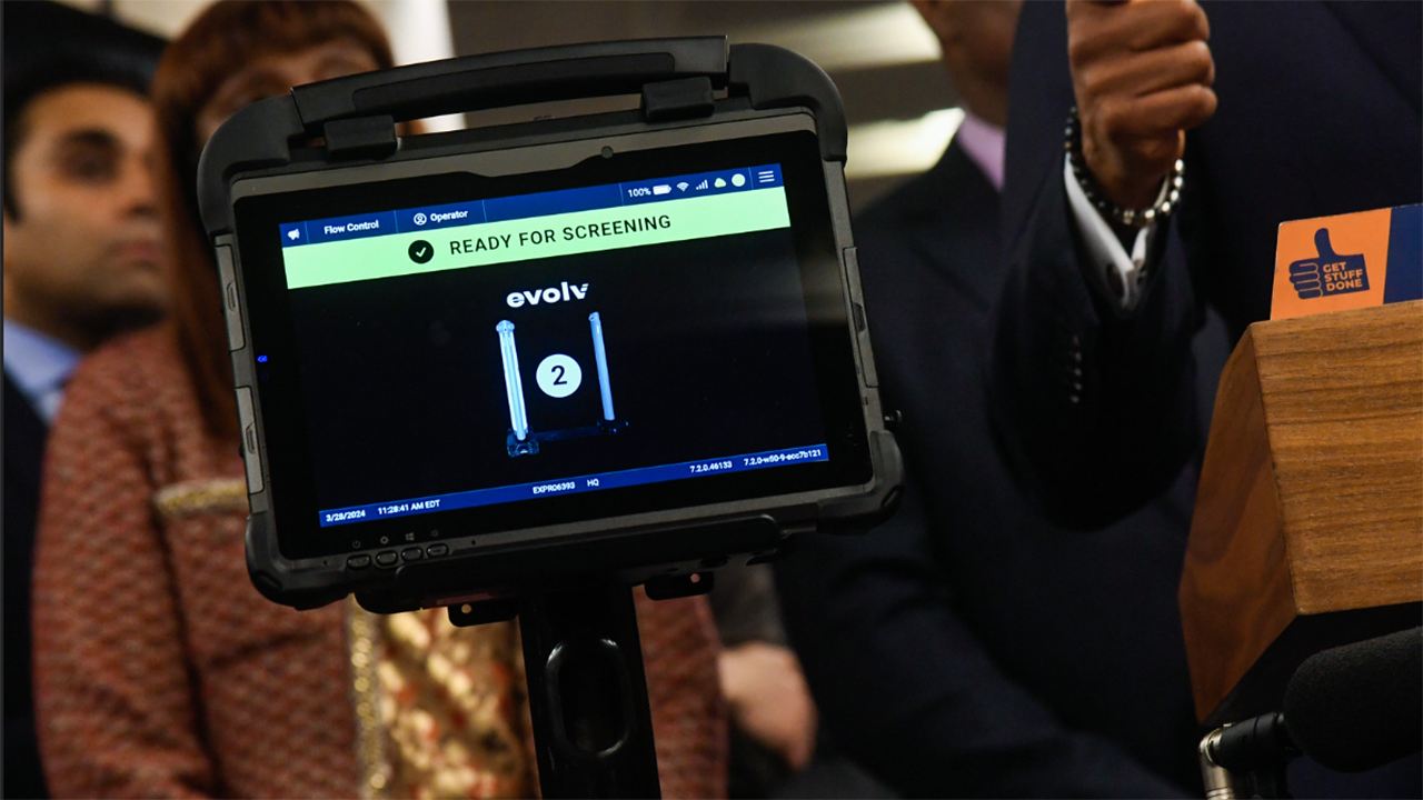 New York MTA Chair and CEO Janno Lieber joined New York City Mayor Eric Adams and NYPD Commissioner Edward Caban at Fulton Transit Center on March 28 to announce a pilot program of weapon detectors, manufactured by Evolv, that can be deployed at subway entrances. (Marc A. Hermann / MTA)