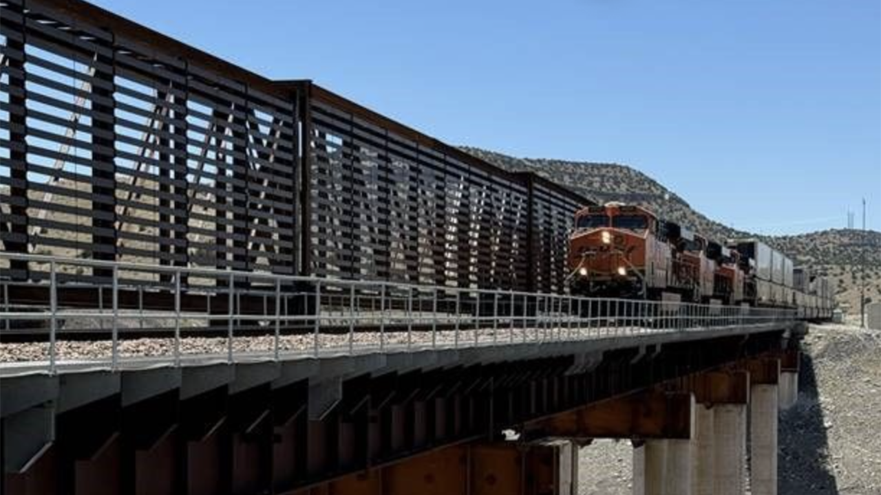 “The concentrated wind gusts at this location coming out of Abo Canyon [in New Mexico] have caused problems in the past,” reports Craig Rasmussen, BNSF Assistant Vice President of Engineering, Services and Structure. “Installing the wind screen will help by lowering the wind impact against the side of trains, which will help keep trains safely flowing through the area.” (BNSF Photograph)