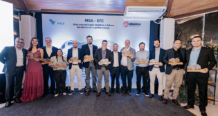 “Wabtec has a proven history of providing integrated services designed to maximize reliability and availability of customers' locomotives at optimal operating costs,” said Danilo Miyasato, President and Regional Leader of Wabtec in Latin America, during the announcement of its 10-year master service agreement for Vale's Evolution Series locomotive fleet at Estrada de Ferro Carajás (EFC) railway in Brazil. “This contract reinforces our long-standing working relationship with Vale to drive sustainable and efficient growth of EFC's railway operations.” (Wabtec Photograph)