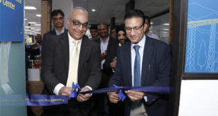 PST’s Abhinav Bhan (left) and LTTS’ Alind Saxena inaugurate the Customer Experience and R&D Center for simulation training in India. (Photograph Courtesy of PST, LTTS)