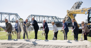 Amtrak CEO Stephen Gardner on Sept. 5 joined U.S. Department of Transportation Deputy Secretary Polly Trottenberg, Connecticut Gov. Ned Lamont, Sens. Richard Blumenthal and Chris Murphy, Rep. Joe Courtney, Connecticut Transportation Commissioner Garrett Eucalitto, and other state and local officials to celebrate the start of construction for Amtrak’s new Connecticut River Bridge between Old Saybrook and Old Lyme, Conn. (Amtrak Photograph)