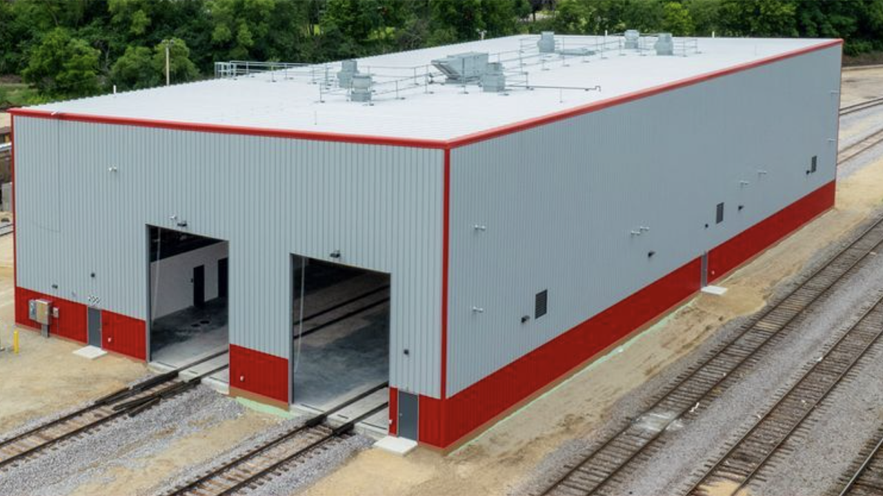 Pictured: WSOR’s newest locomotive shop in Janesville, Wis. (Watco Photograph)