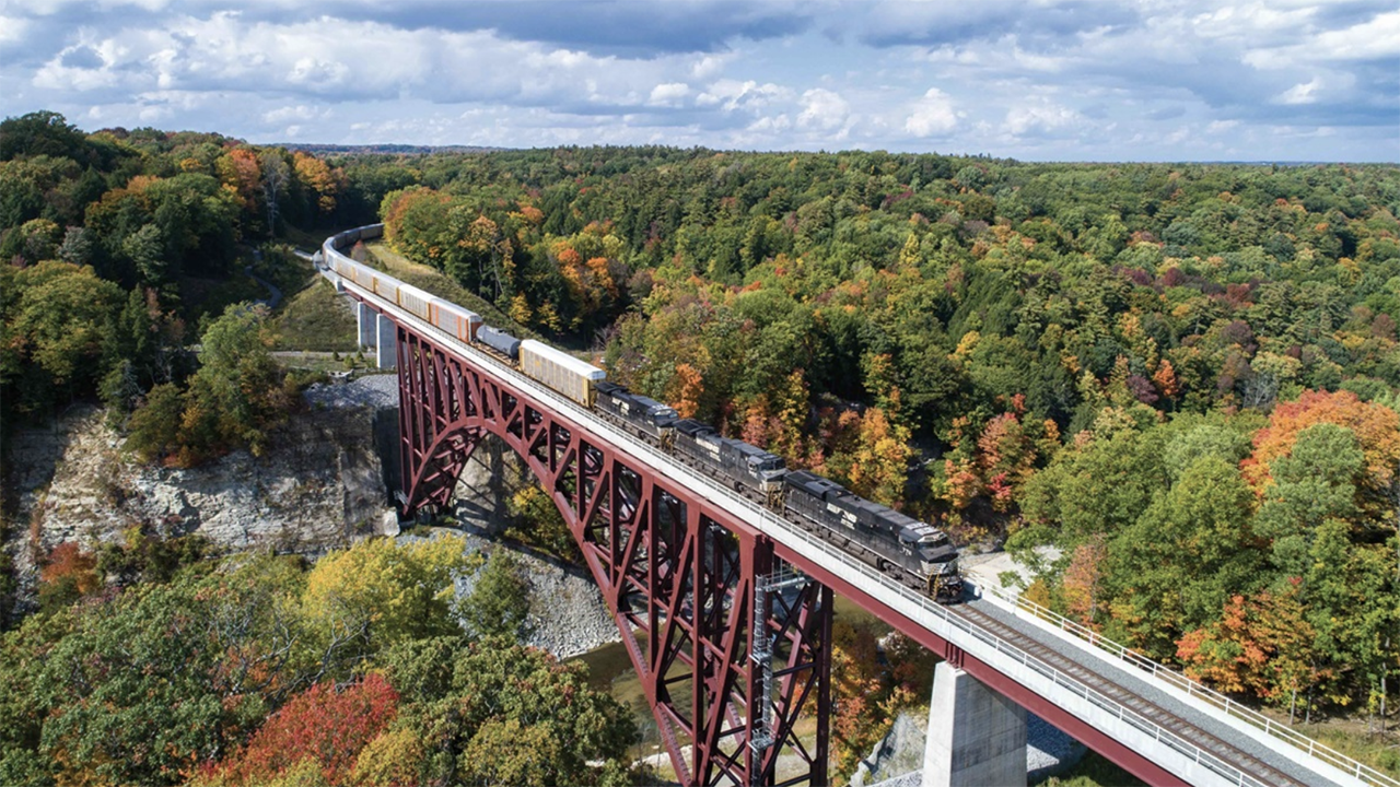 “In recent months, our Northern Region has significantly improved safety and operational performance across teams, from Massachusetts to Illinois,” NS reports. (NS Photograph)
