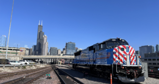 (Metra Photograph, Via X)