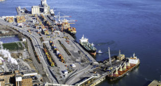 (Port of Montreal Photograph)