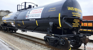 Iowa Interstate’s new hazmat-training tank car. (IAIS Photograph)