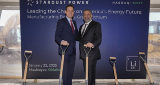 Oklahoma Lt. Gov. Matt Pinnell (left) participated with Stardust Power Founder and CEO Roshan Pujari in a groundbreaking ceremony for a new refinery in Muskogee, Okla. (Stardust Power Photograph)