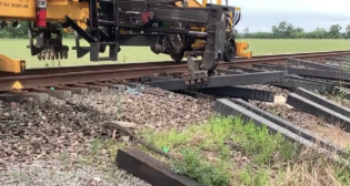 An Evertrak 7000 installation on a Class I in the Southeastern United States (High Decay Zone 5). (Evertrak Photograph)
