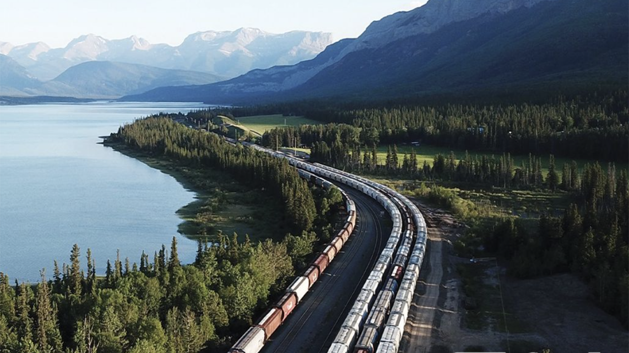 “Have you ever wondered what the inside of a CN rail yard looks like? 🤔 Through a partnership with ORIGIN, an Indigenous technology company, CN is using immersive virtual reality to bring careers in the rail sector to life and inspire the next generation of talent,” the railroad reported via LinkedIn. (CN Photograph)