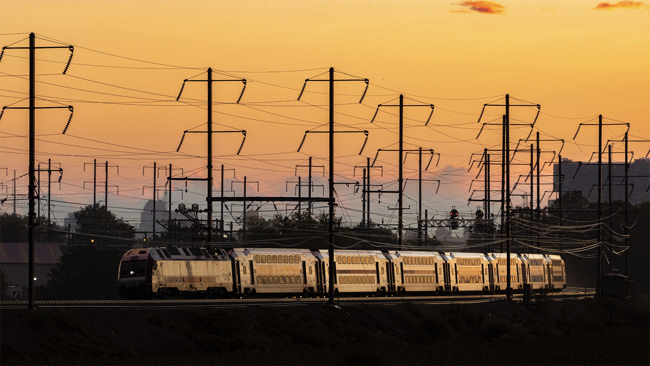 (New Jersey Transit Photograph)