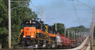 Chicago South Shore & South Bend. (Anacostia Rail Holdings Photograph)