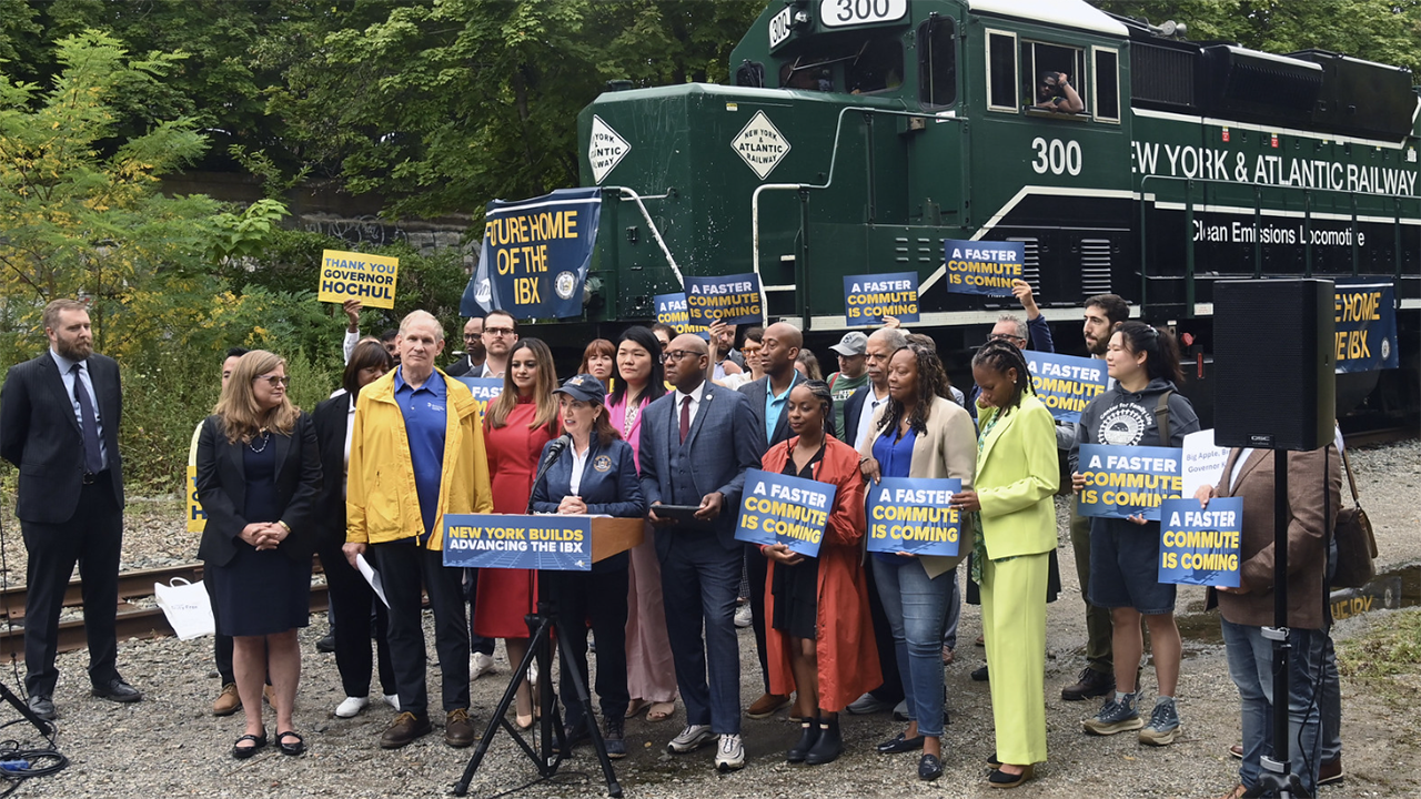 New York Gov. Kathy Hochul and MTA Chair and CEO Janno Lieber announced that the Interborough Express (IBX) project is moving from the planning to active phase during a press conference at 61st St. & 14th Av. on Aug 1. (Marc A. Hermann / MTA)