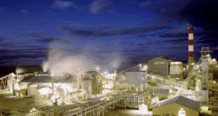 OmniTRAX has been named the exclusive rail partner for WE Soda’s largest U.S. mine, Westvaco in Green River, Wyo. (Photograph Courtesy of OmniTRAX)