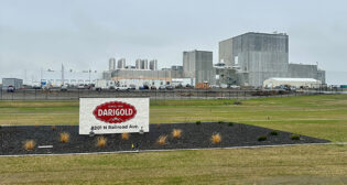 Darigold’s facility at Reimann Industrial Center in Pasco, Wash., a BNSF Certified Site. (Courtesy of BNSF)