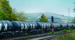 The acquisition of Wells Fargo’s rail operating lease portfolio by a joint venture of GATX and Brookfield Infrastructure closed Jan. 1. (GATX Photograph)