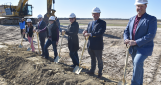 BNSF and officials from the City of Gunter, Tex., gathered March 12 to celebrate the official groundbreaking for the Class I’s new Logistics Center North Dallas. Pictured from left to right: BNSF General Director of Strategic Programs Lacy Kreger, Grayson County Judge Bruce Dawsey, City of Gunter Mayor Karen Souther, Grayson County Commissioner Lindsay Wright, BNSF Assistant Vice President Scot Bates ,and Grayson County Commissioner Josh Marr. (Courtesy of BNSF)