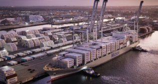 Matson vessel Kaimana Hila arriving at the carrier’s Long Beach Terminal. (Caption and Photograph Courtesy of Matson)